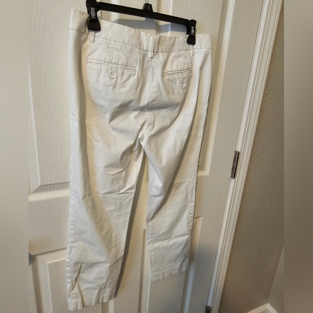 Capris - Picture 3 of 4